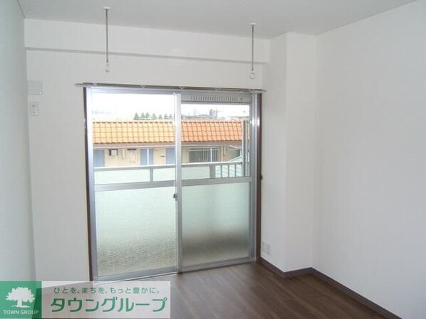 ロイヤルグレースの物件内観写真